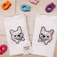 客製化刺繡圖案包屁衣-可愛法鬥
